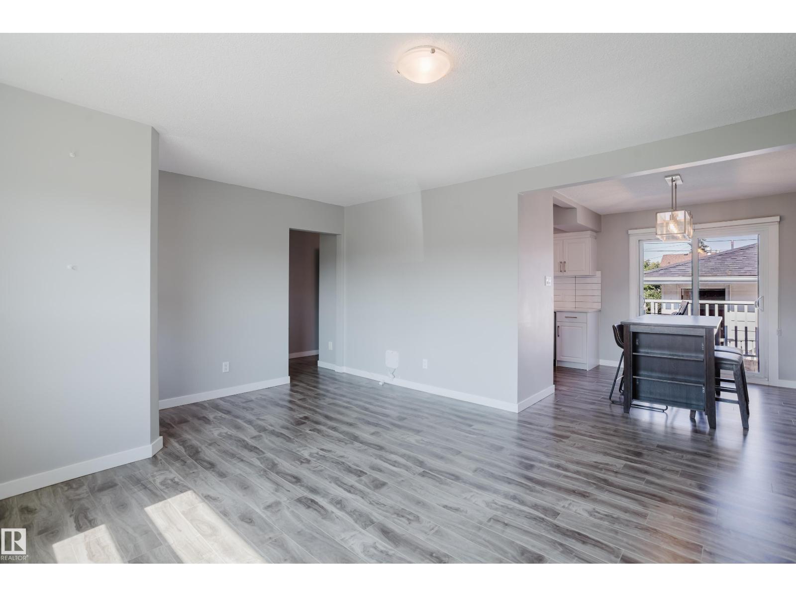 4708 106 AV NW