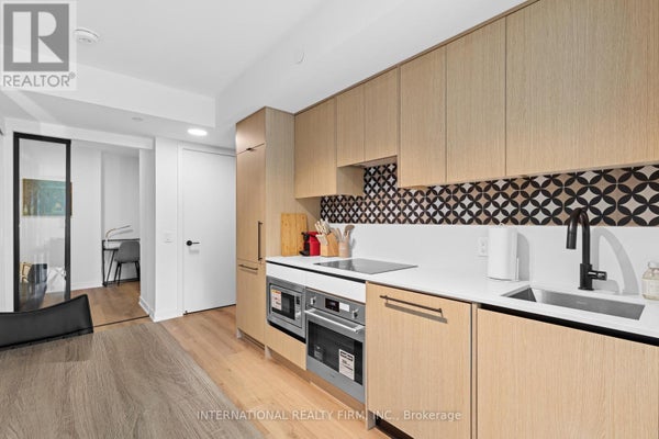 409 - 5 Lakeview Ave, Toronto (Trinity-Bellwoods), ON 3
