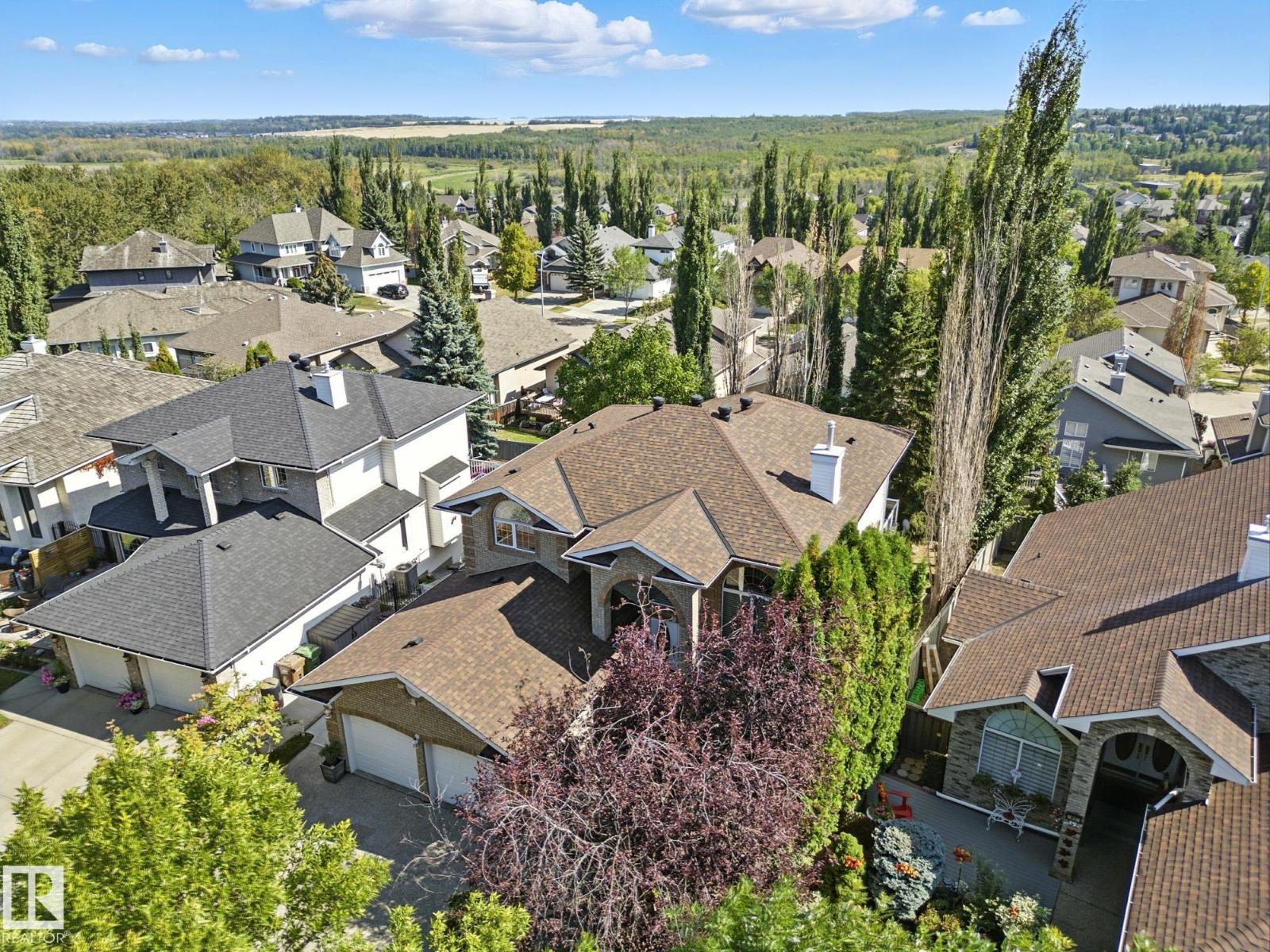 29 OAKDALE PL