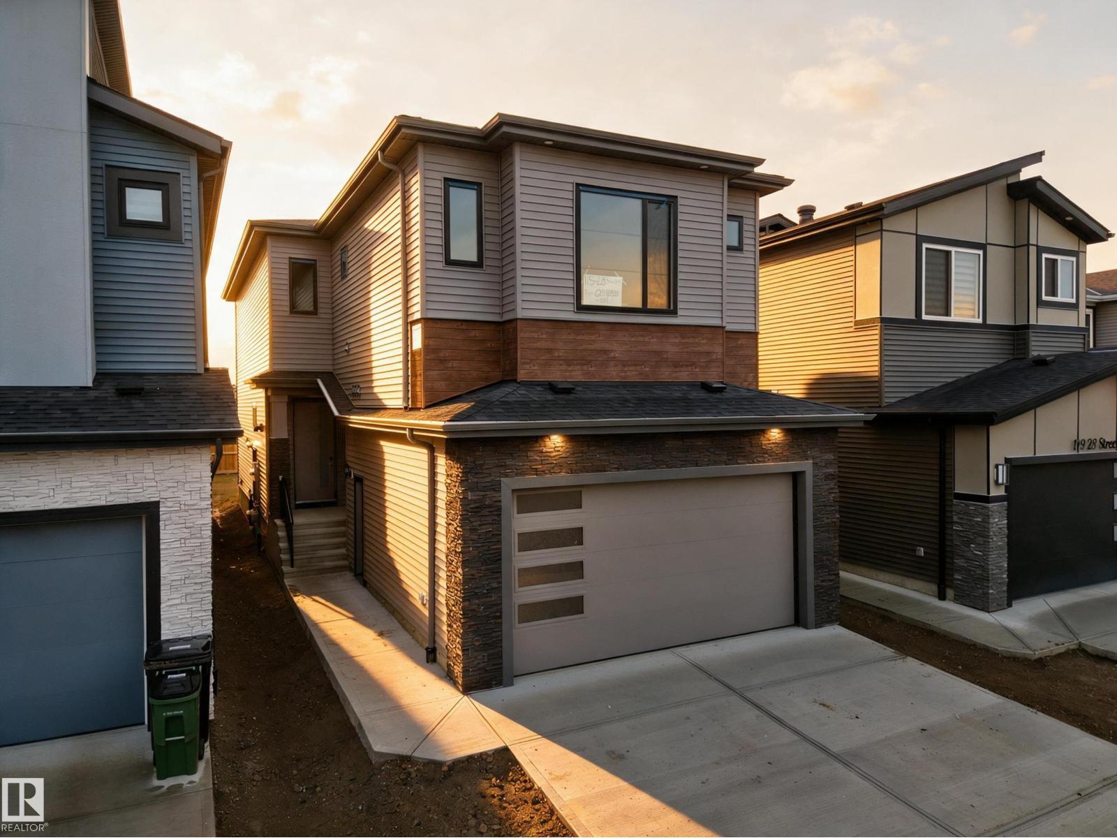 115 28 ST SW SW