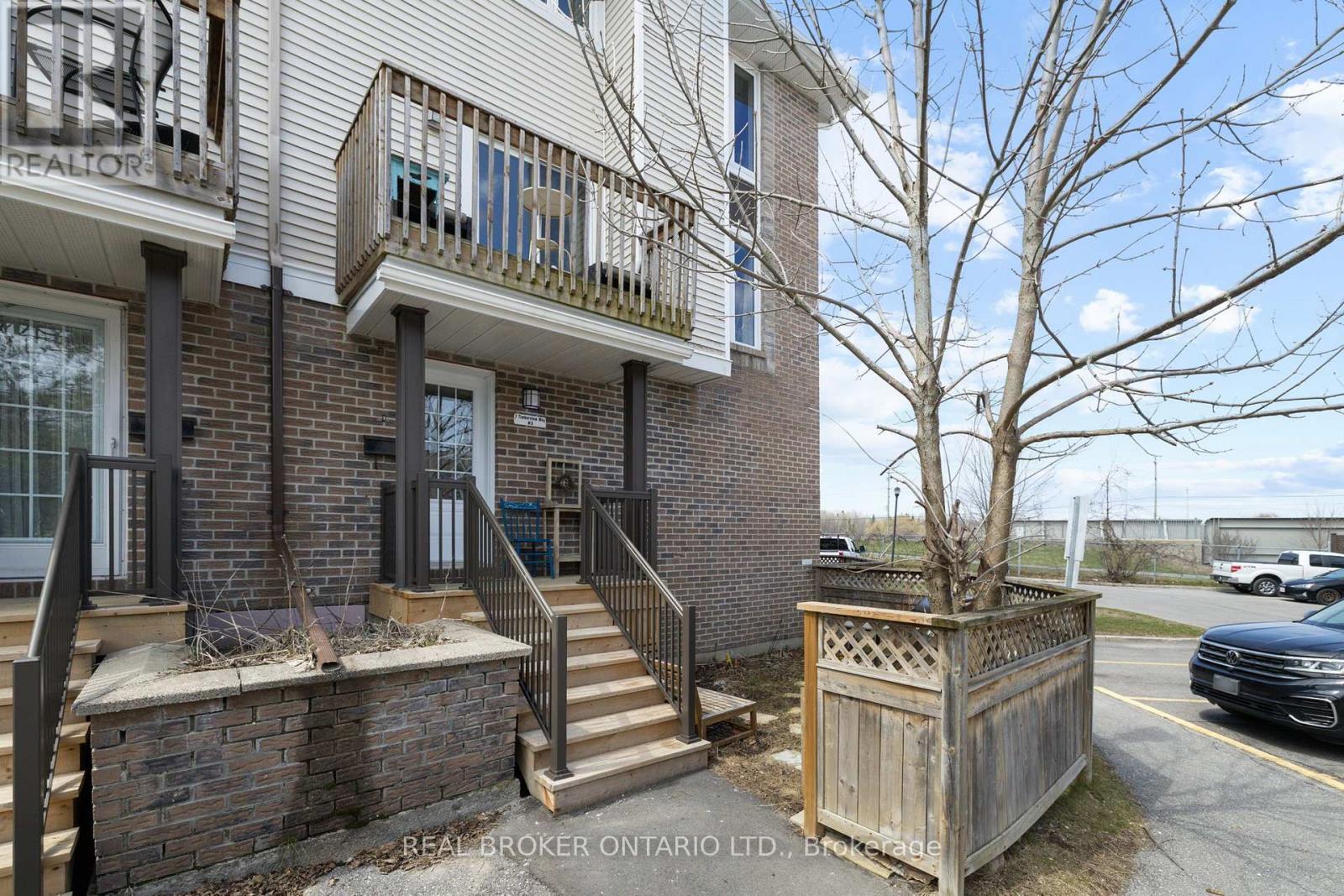 3 - 7 TIMBERVIEW WAY