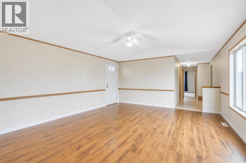 863 Brentwood Crescent