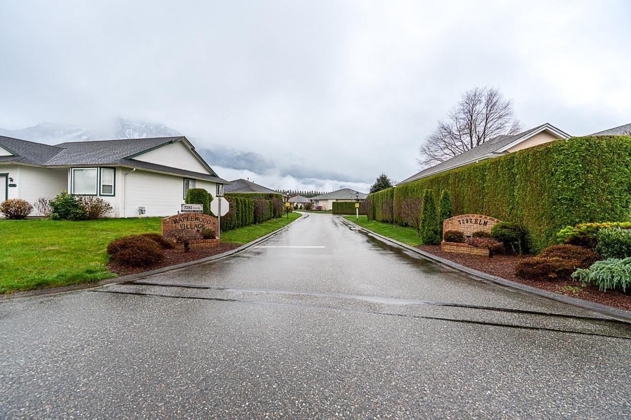 56 7292 ELM ROAD, Agassiz
