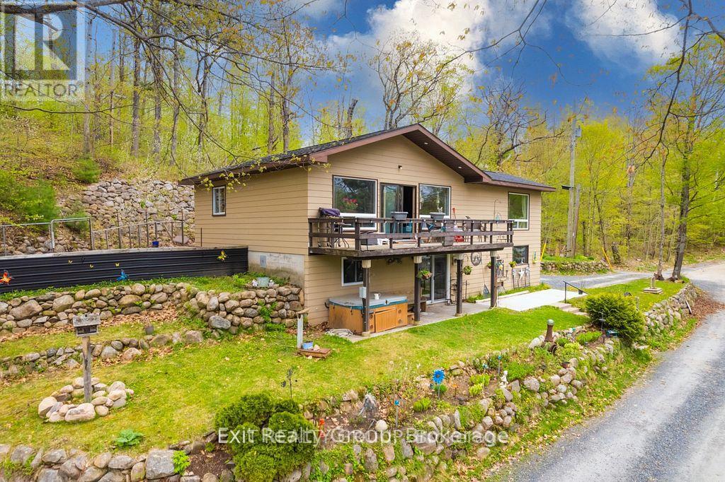1058 WELLMAN ROAD - Photo 4