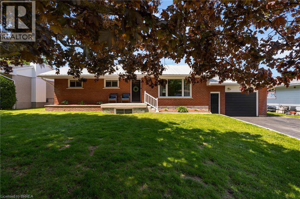 212 HAMILTON Drive