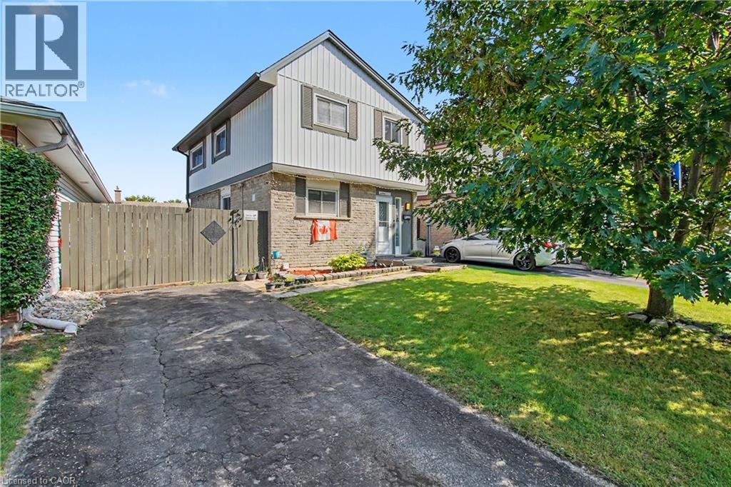 4 SEAFORTH Court