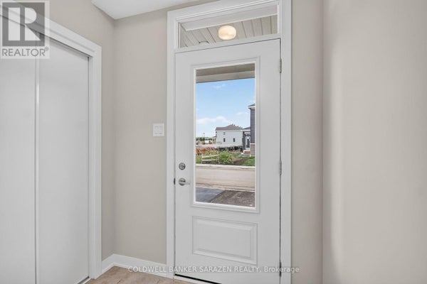749 Haflinger Row, Ottawa, ON 4