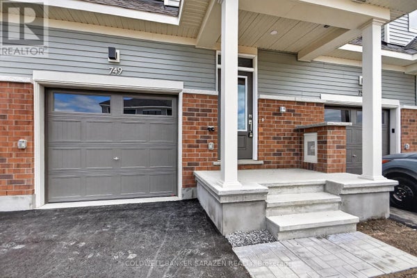 749 Haflinger Row, Ottawa, ON 3