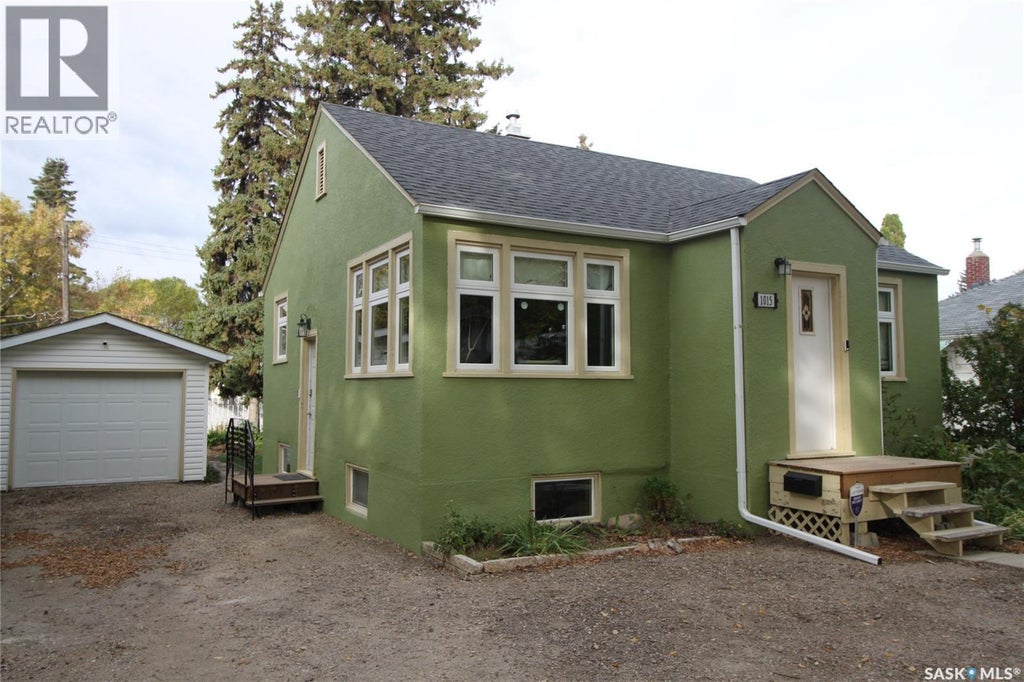 1015 H AVENUE N, SASKATOON, SK S7L 2C7 - Image 2342215103.jpeg?d=l