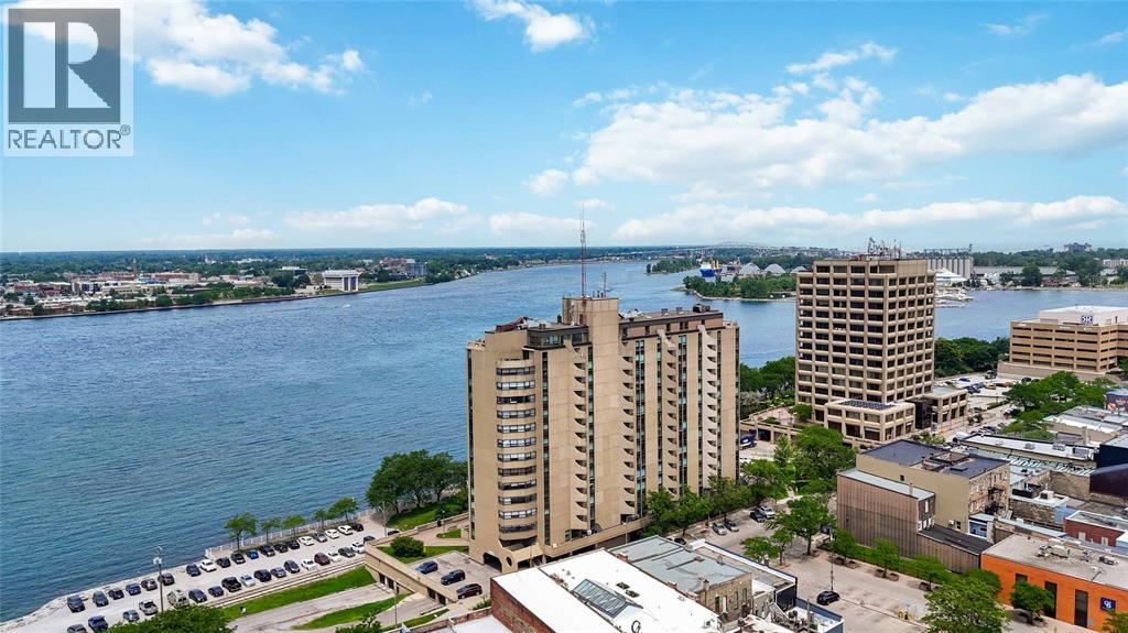 155 FRONT STREET North Unit# 1504