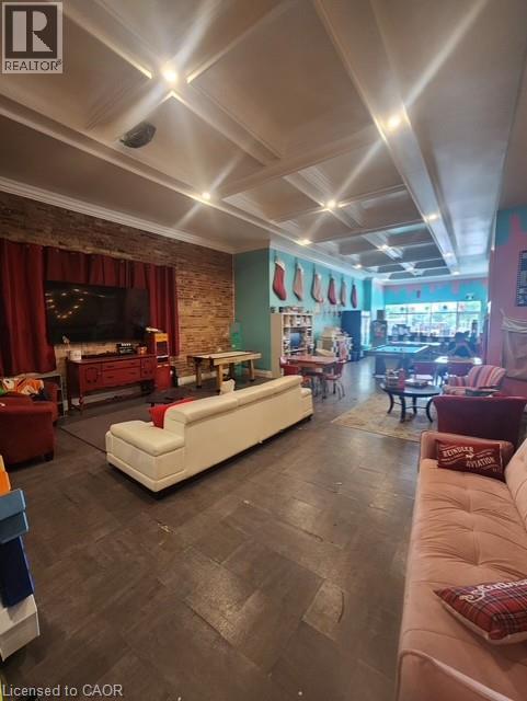 495 DUNDAS Street Unit# store