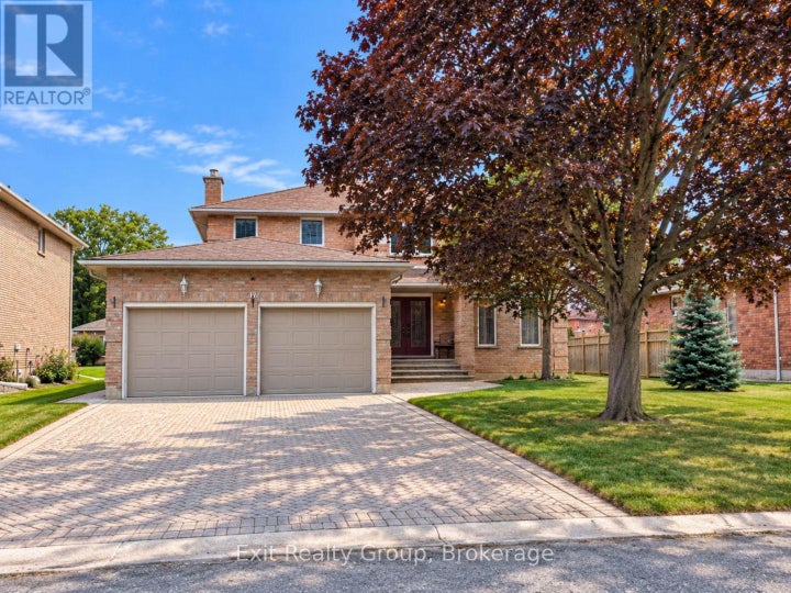 Photo 1 of 49 — 17 BRIDLEWOOD LANE, Quinte West (Trenton Ward), ON K8V 6N4