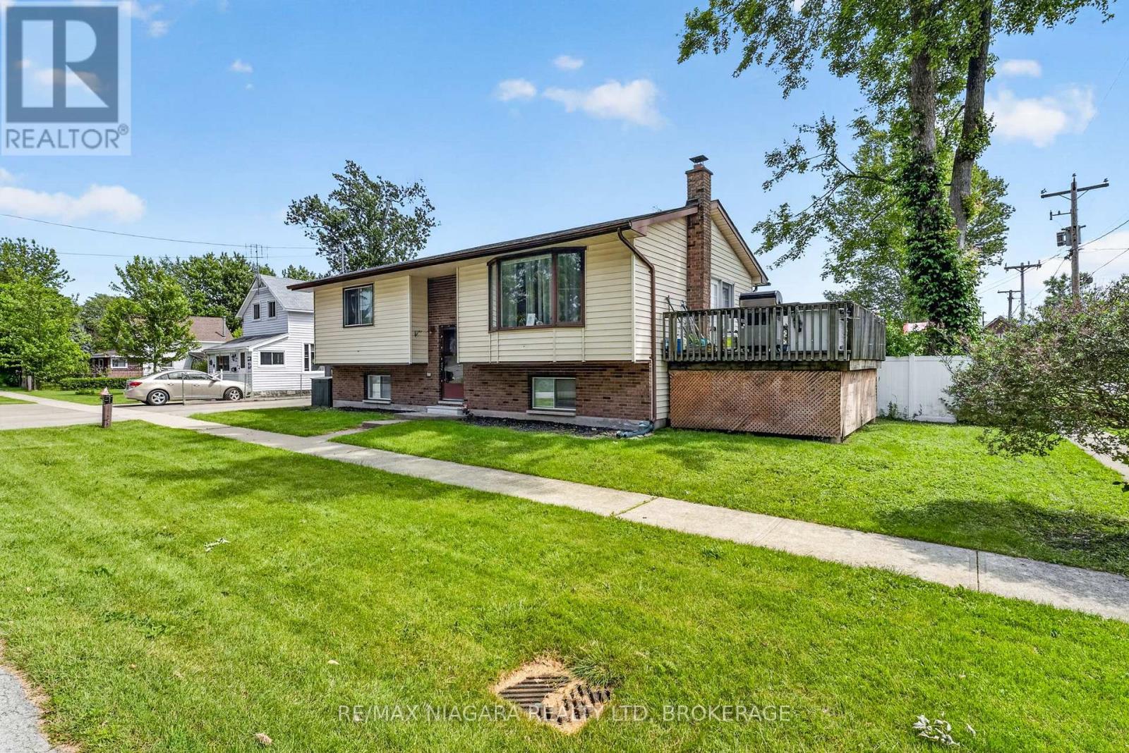 384 DOVERCOURT ROAD
