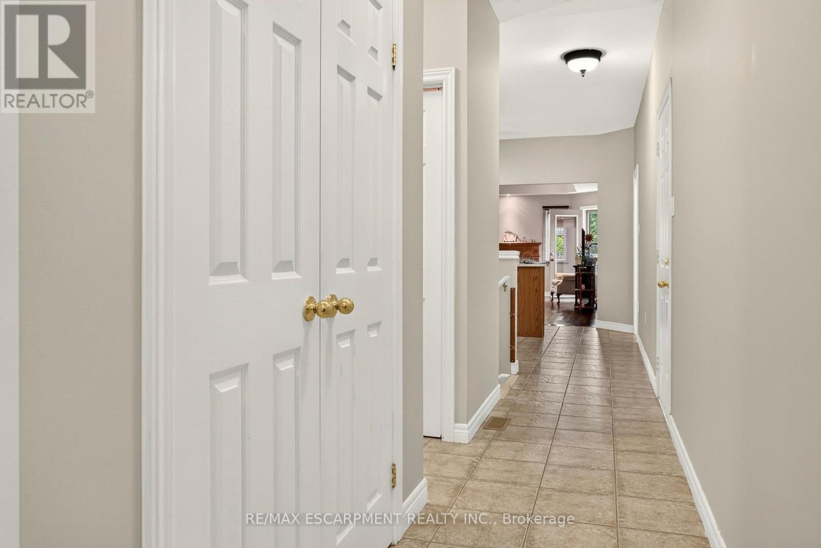 15 - 130 SOUTHBROOK DRIVE