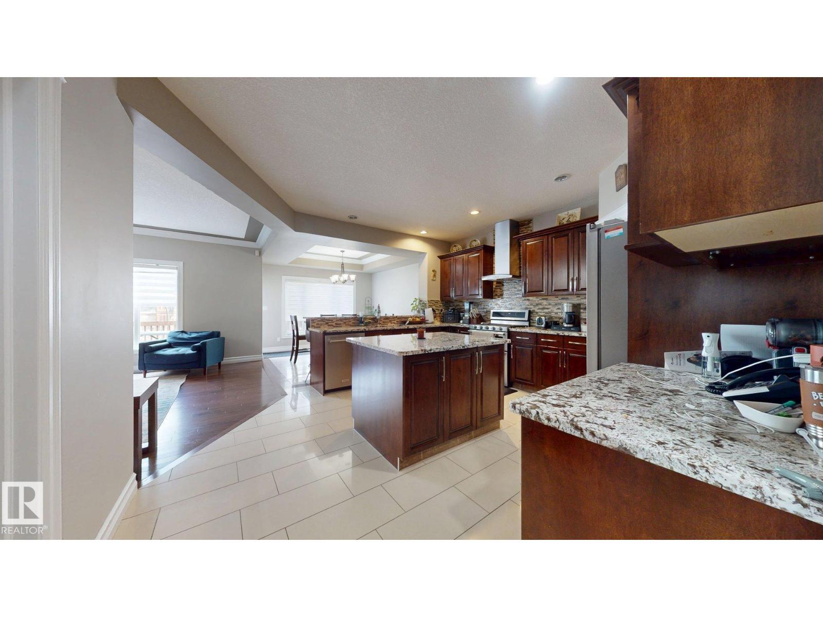 1232 CUNNINGHAM DR SW