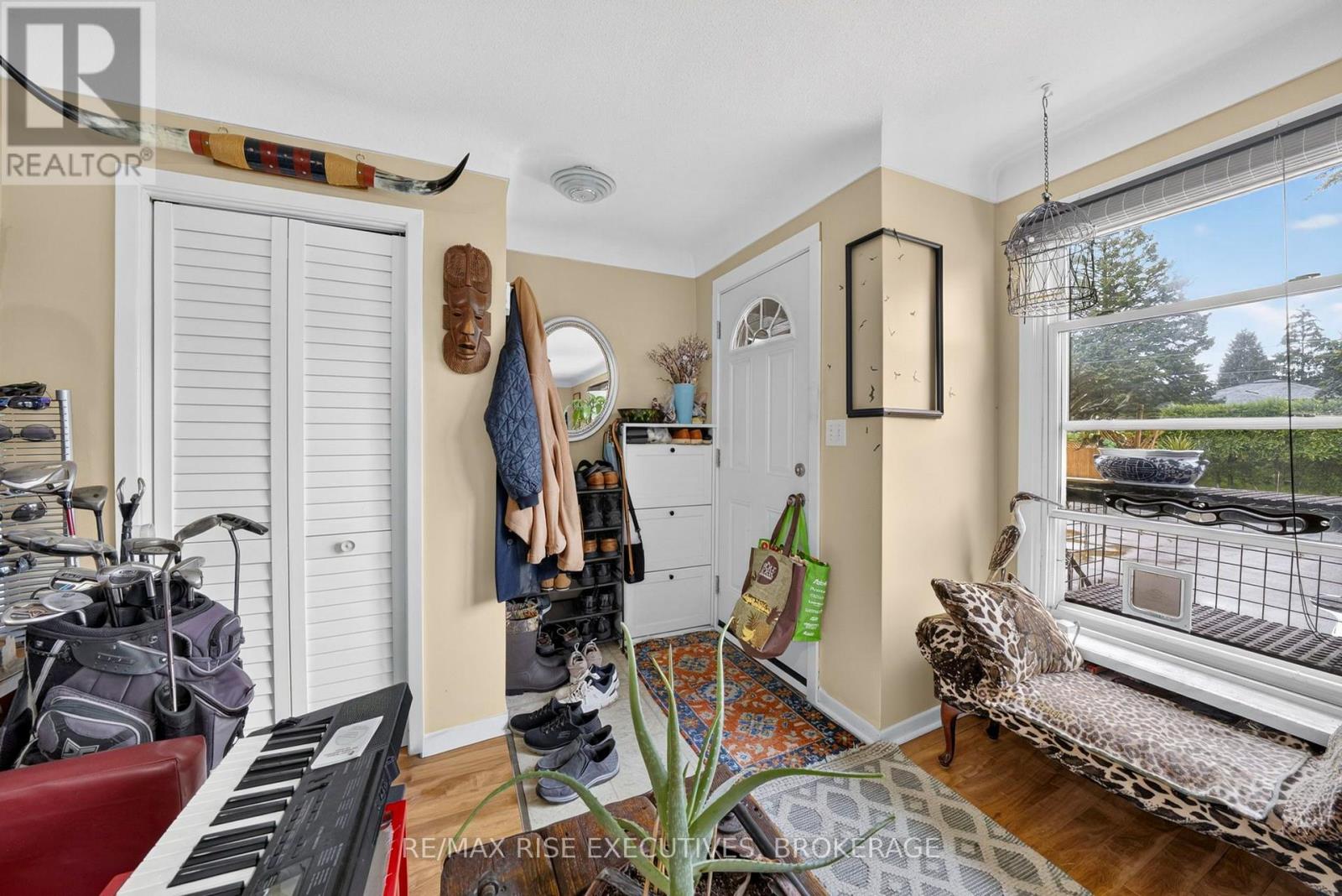 33 MONTGOMERY BOULEVARD