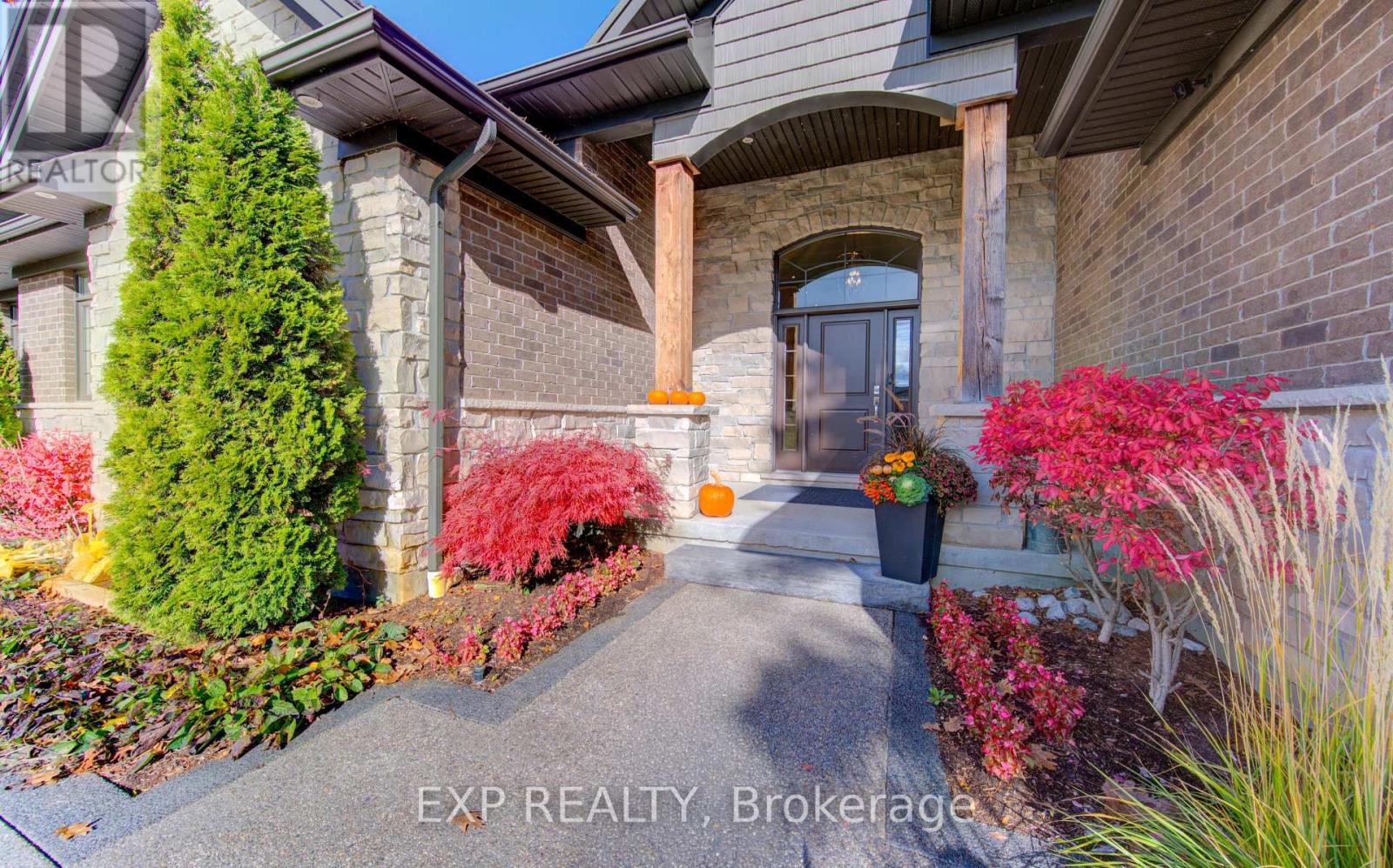 52 EDGEHILL DRIVE