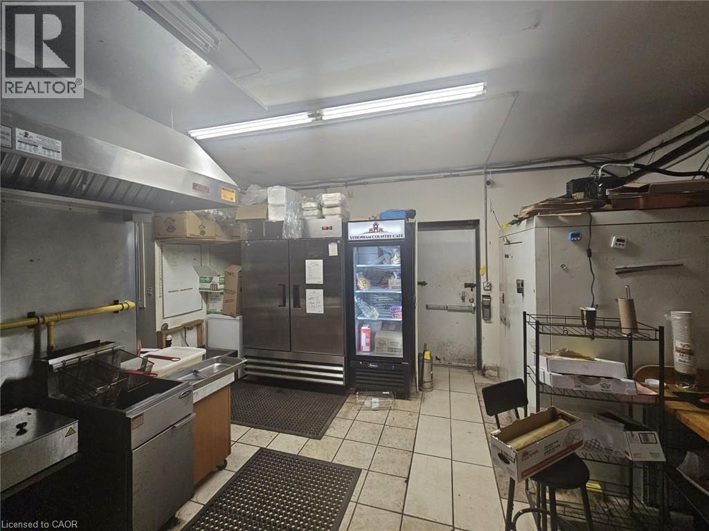 2779 RUTLEDGE Road Unit# 4
