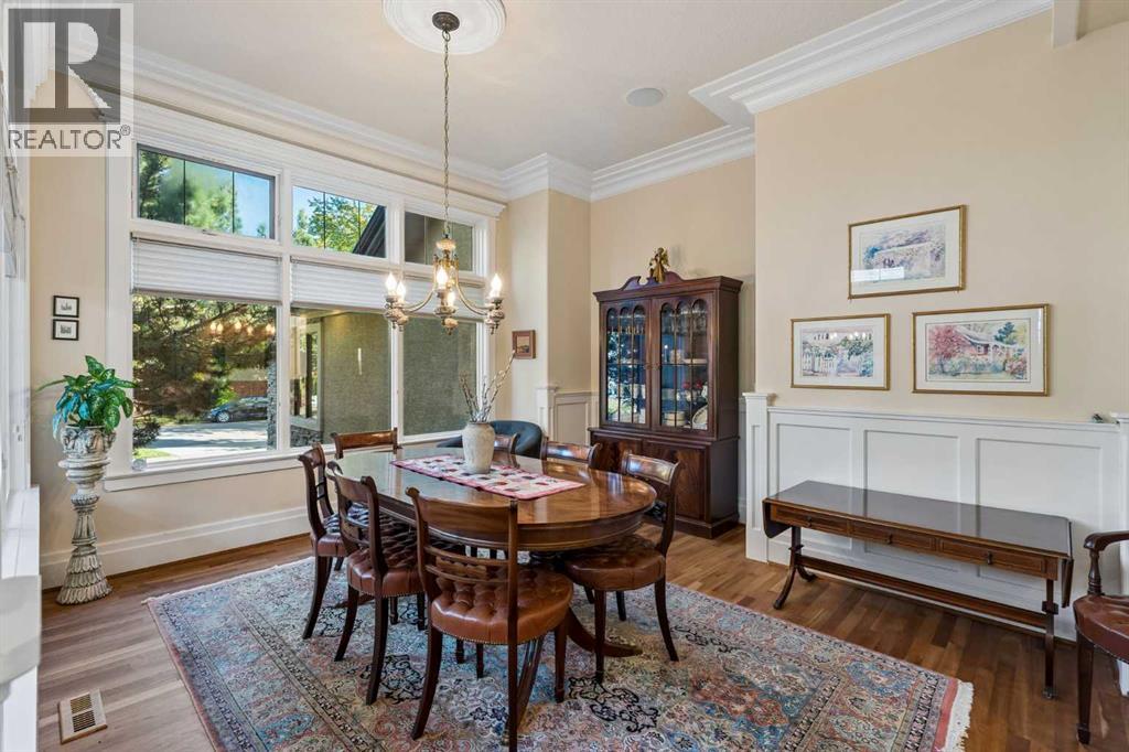 126 Mt Douglas Close SE