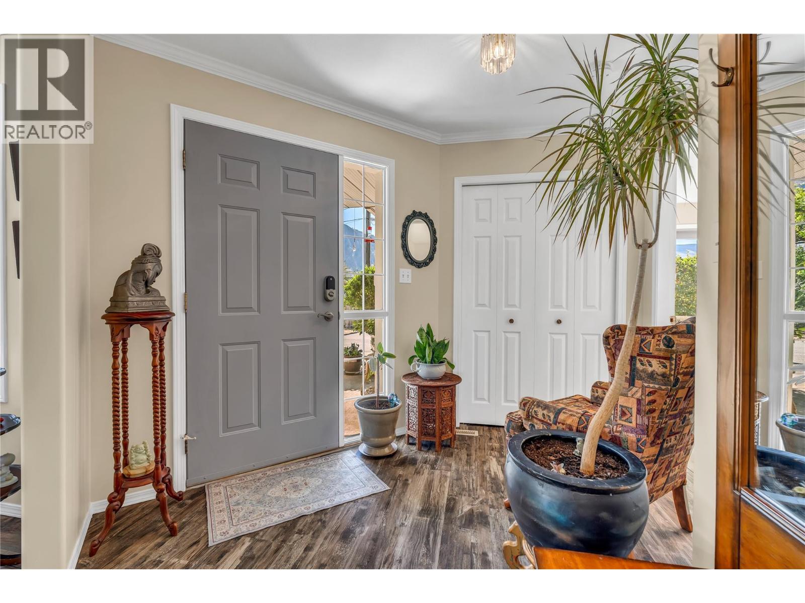 522 Vansanten Road Unit# 1