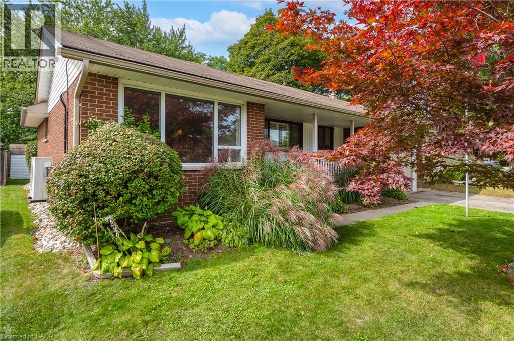 39 WREN Crescent