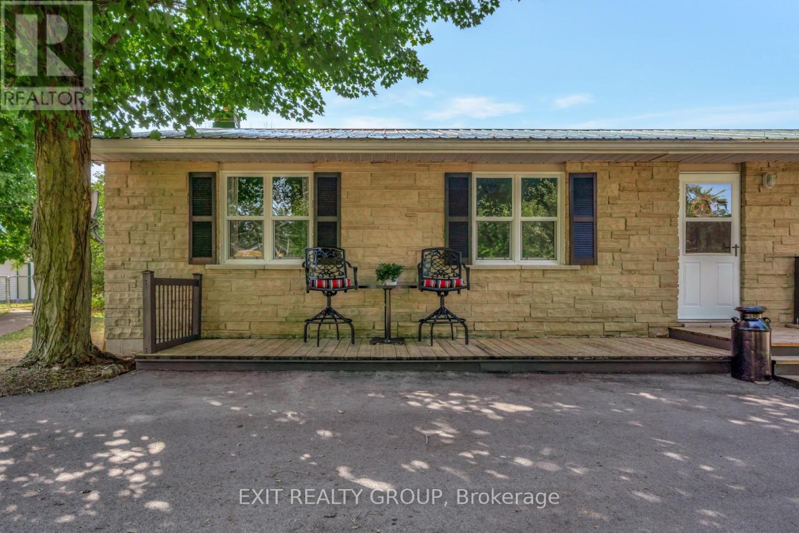 1476 COUNTY RD 12 - Photo 3