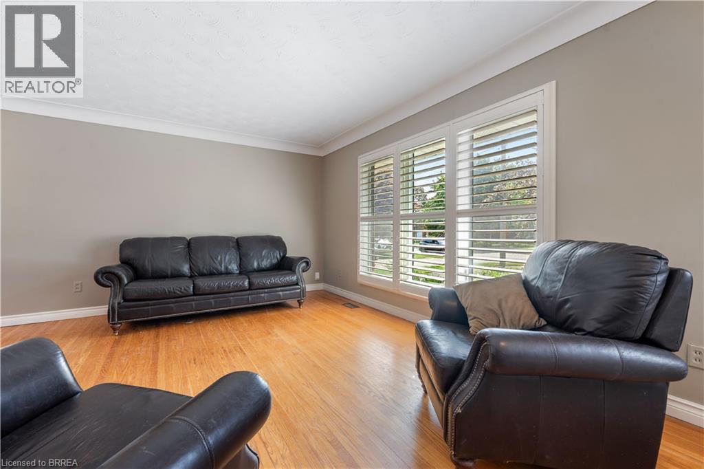 25 WAYNE Drive