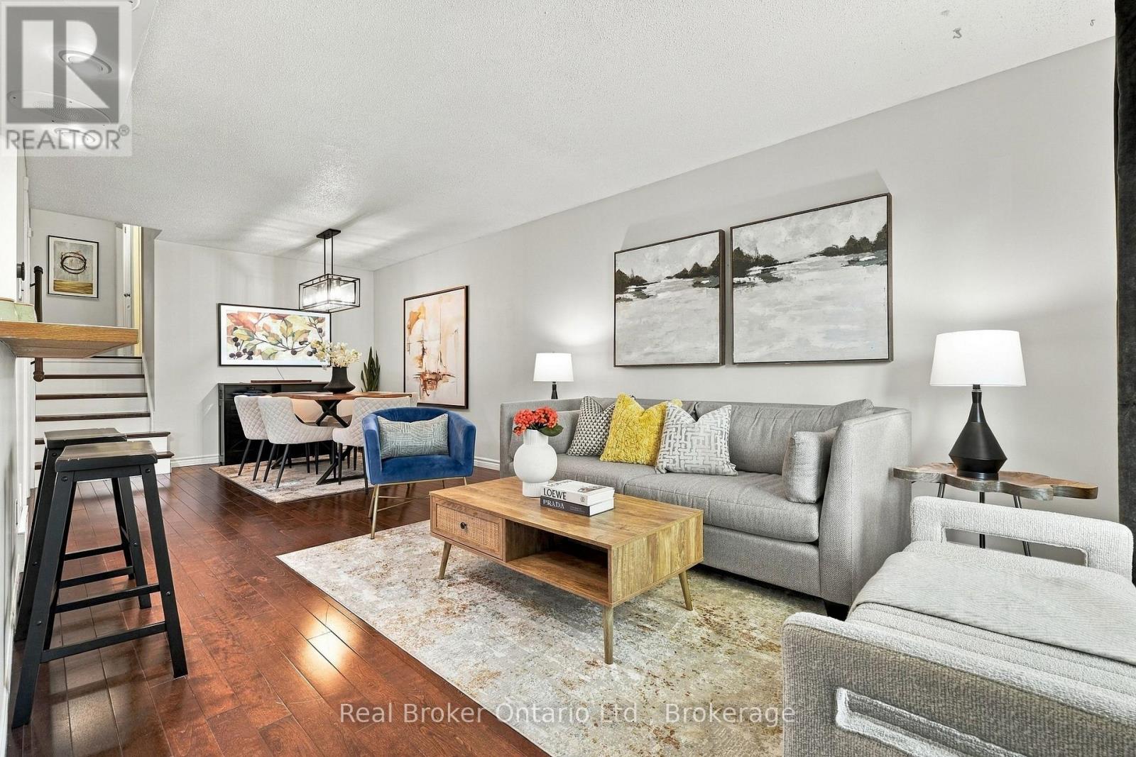 427A DAYNA CRESCENT