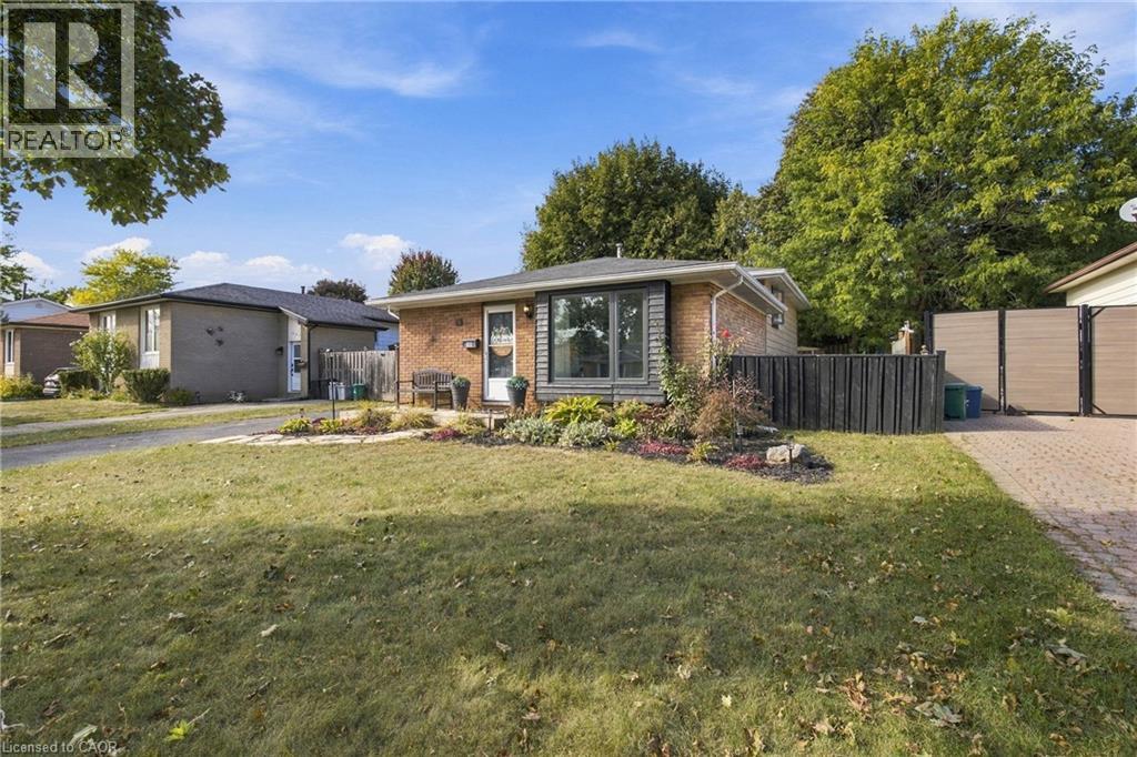 109 WOODLAWN Avenue