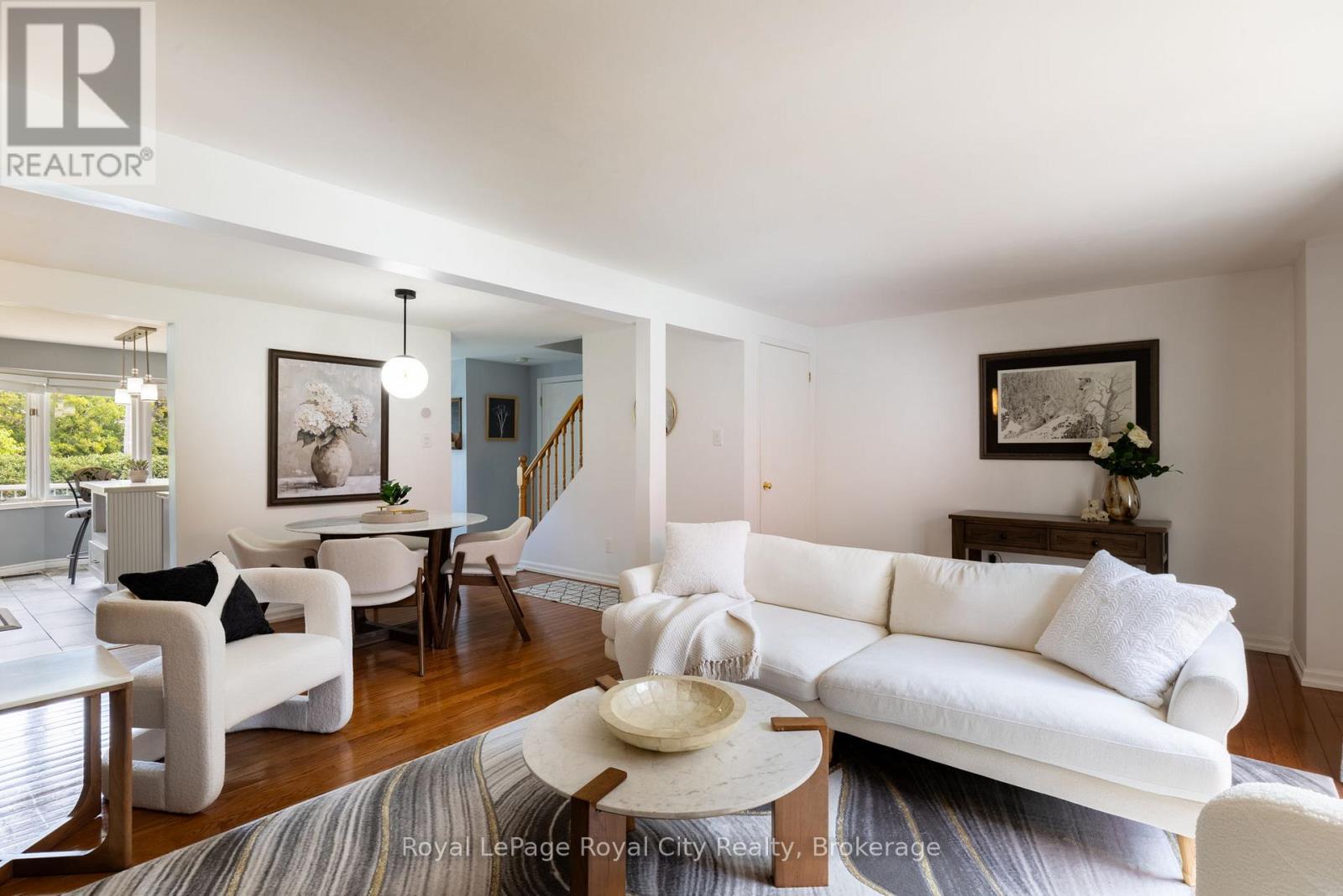 245 ELMIRA ROAD S