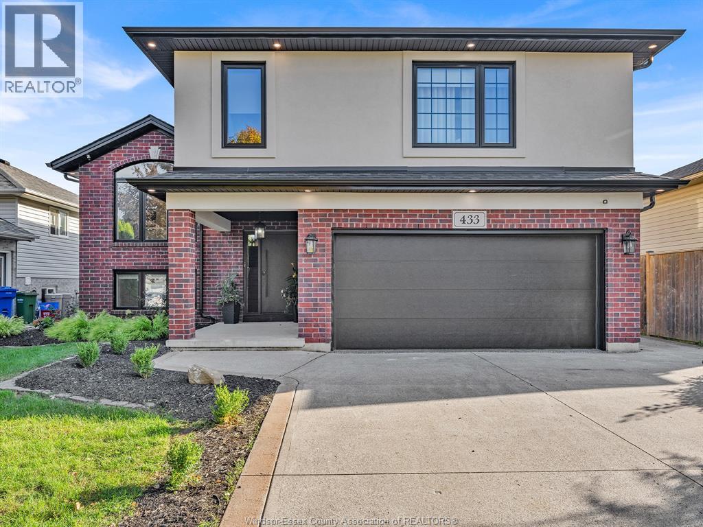 433 MCLELLAN, AMHERSTBURG, ON N9V 4C8 - Image 714883076.jpeg?d=l
