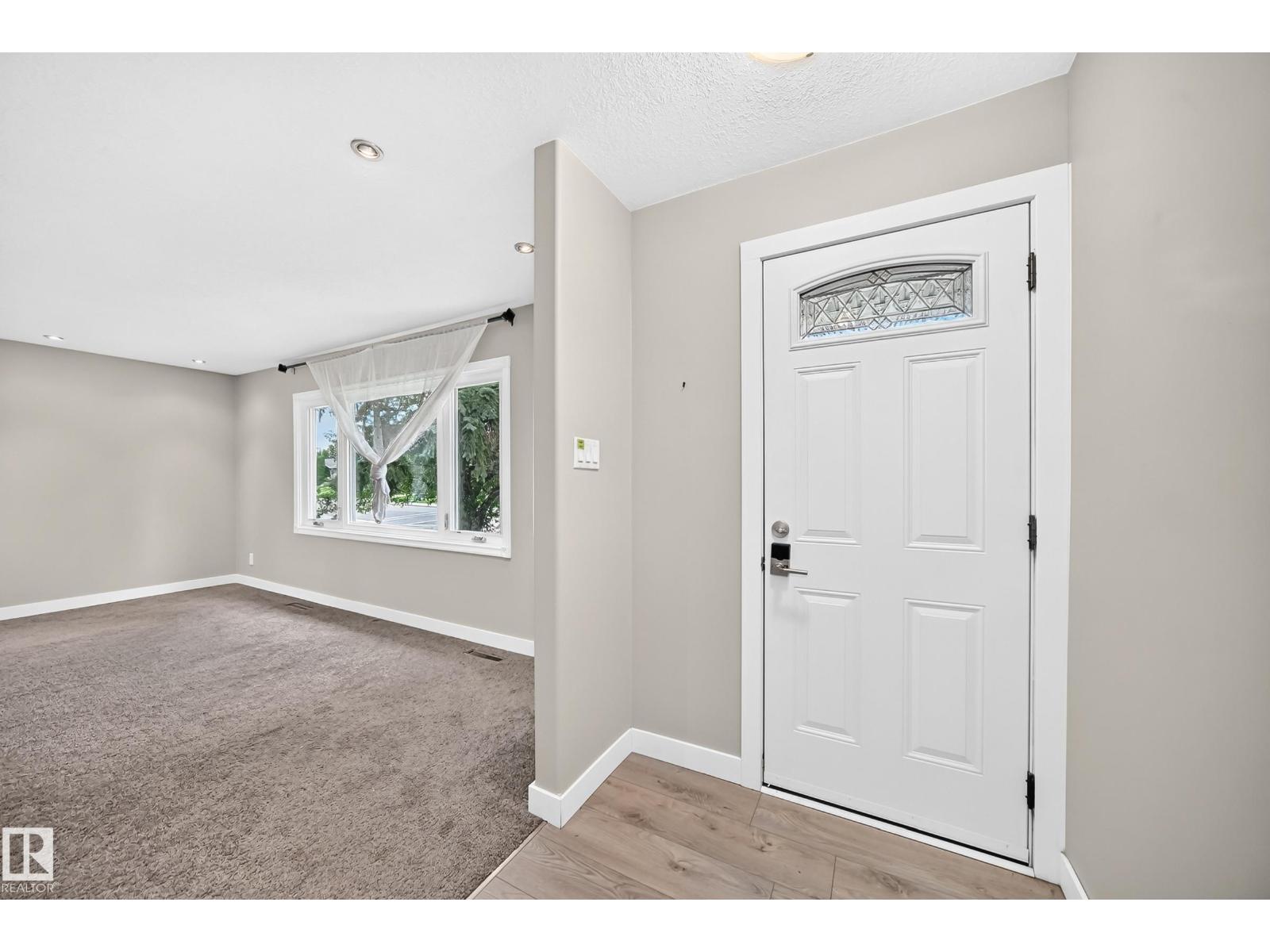 12730 90 ST NW