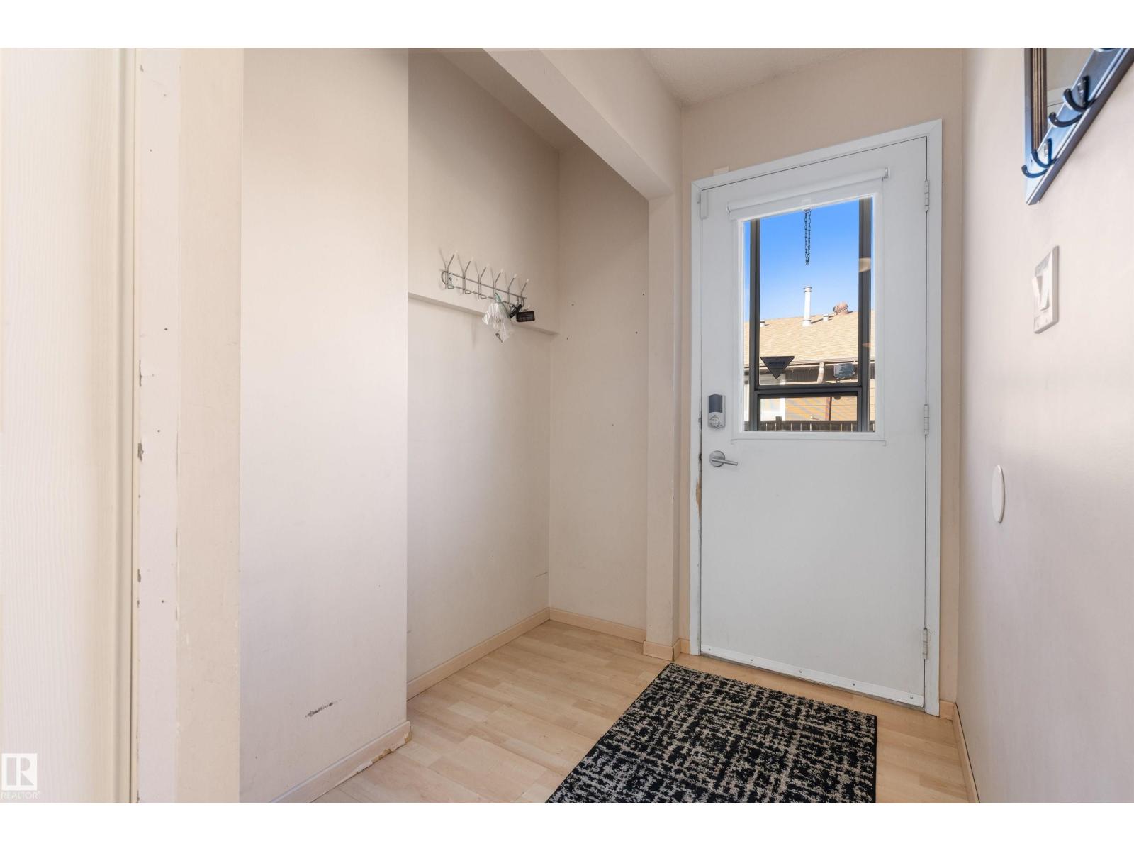 1720 65 ST NW