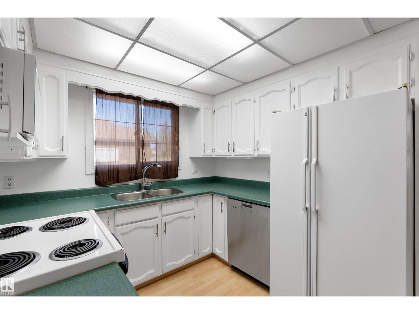 1720 65 ST NW