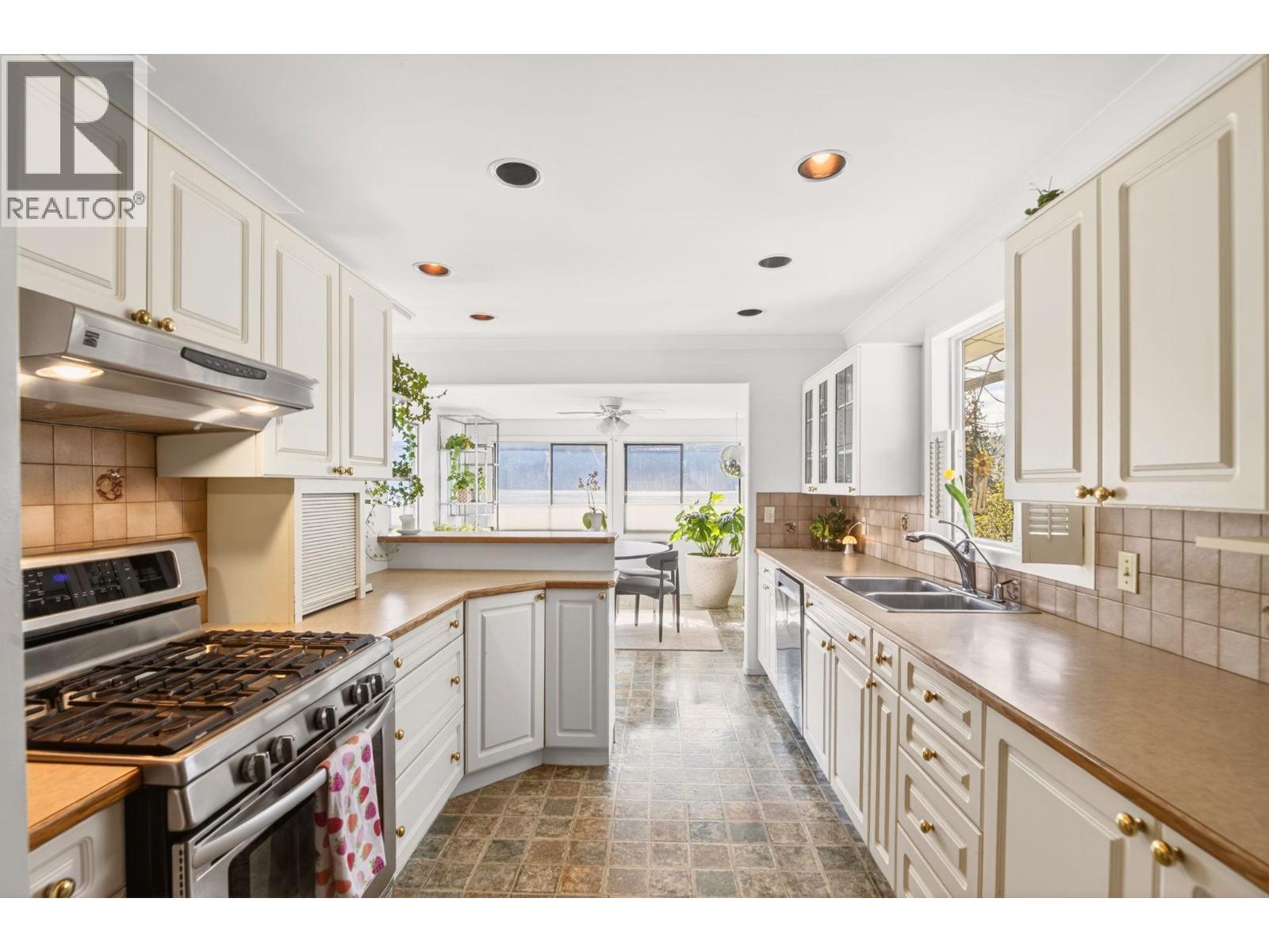5286 Buchanan Road
