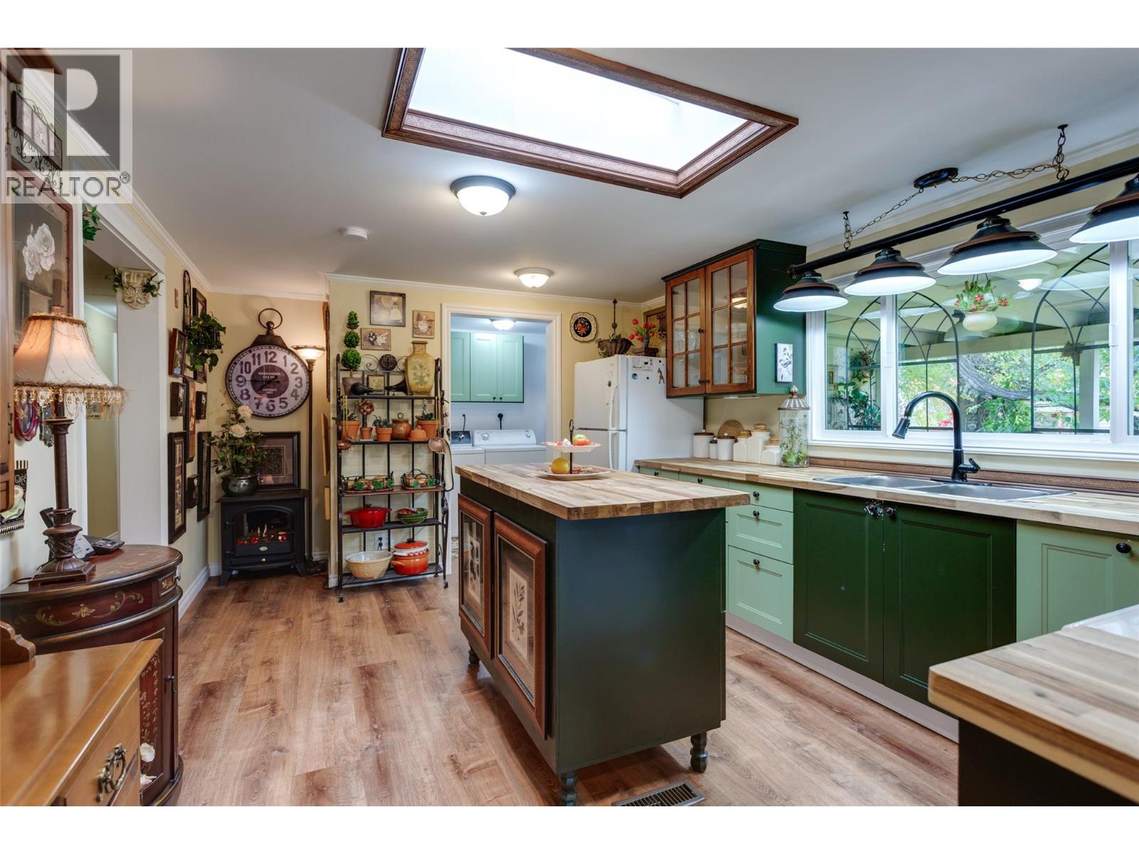 1999 Hwy 97 Highway S Unit# 12