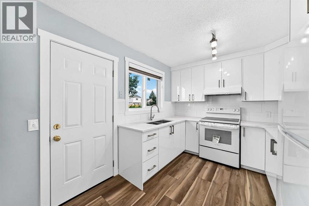 77 Martinbrook Road NE