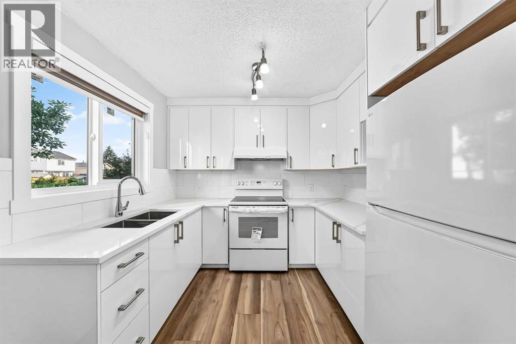77 Martinbrook Road NE