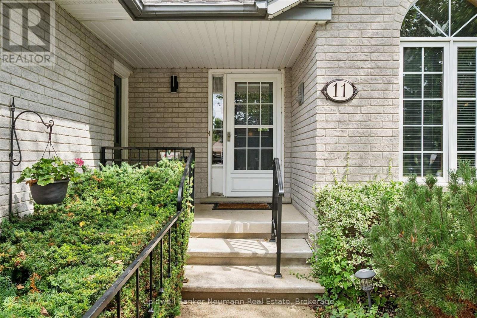 11 KEATING DRIVE