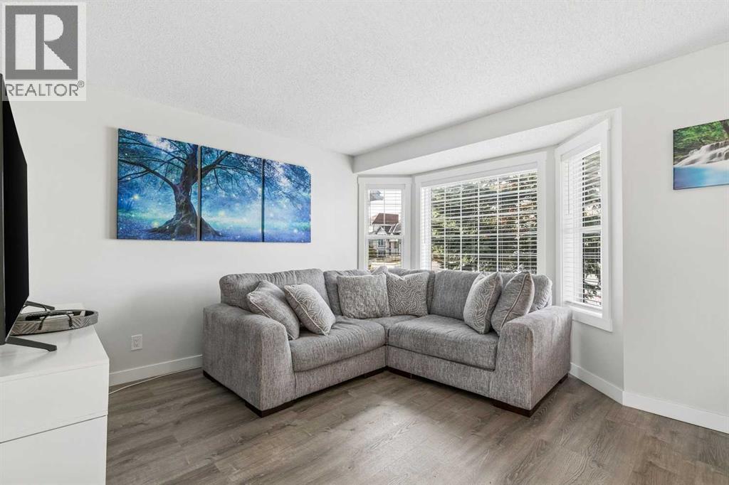 2003 Country Hills Circle NW