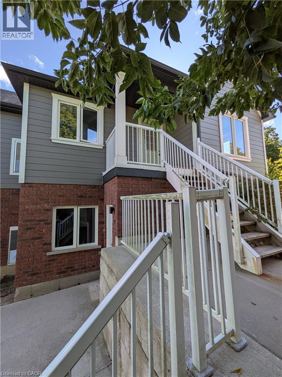 225 RIDDELL Street Unit# 33