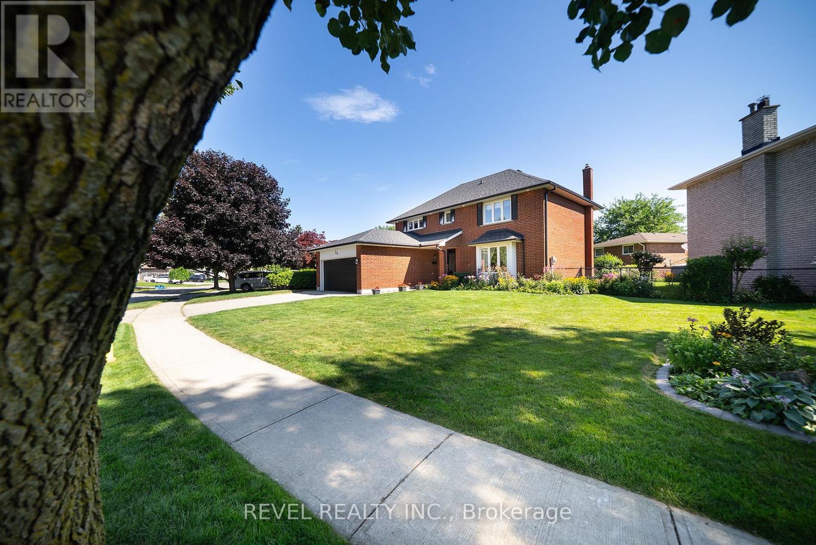 54 DANTE CRESCENT