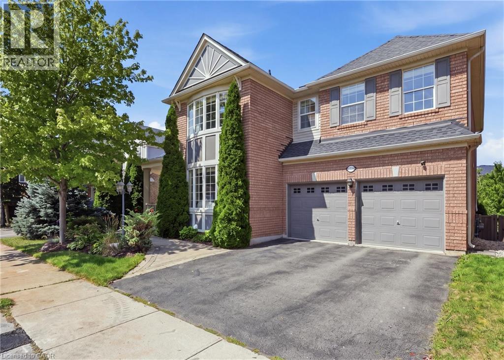 2295 GLAZEBROOK Circle