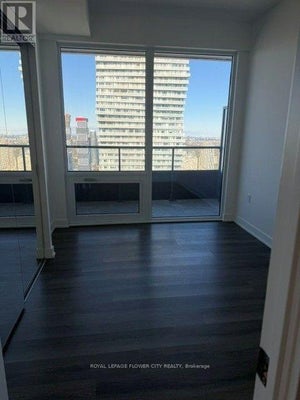 4805 - 448 Burnhamthorpe Road W, Mississauga (City Centre), ON 5