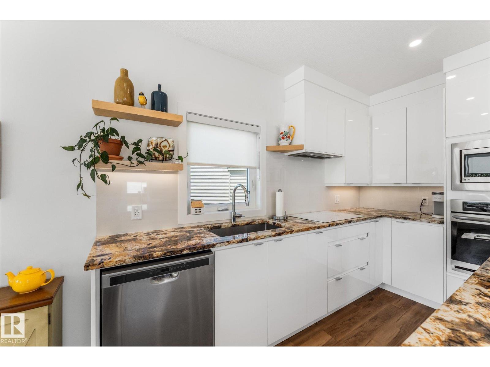 283 Silverstone CR