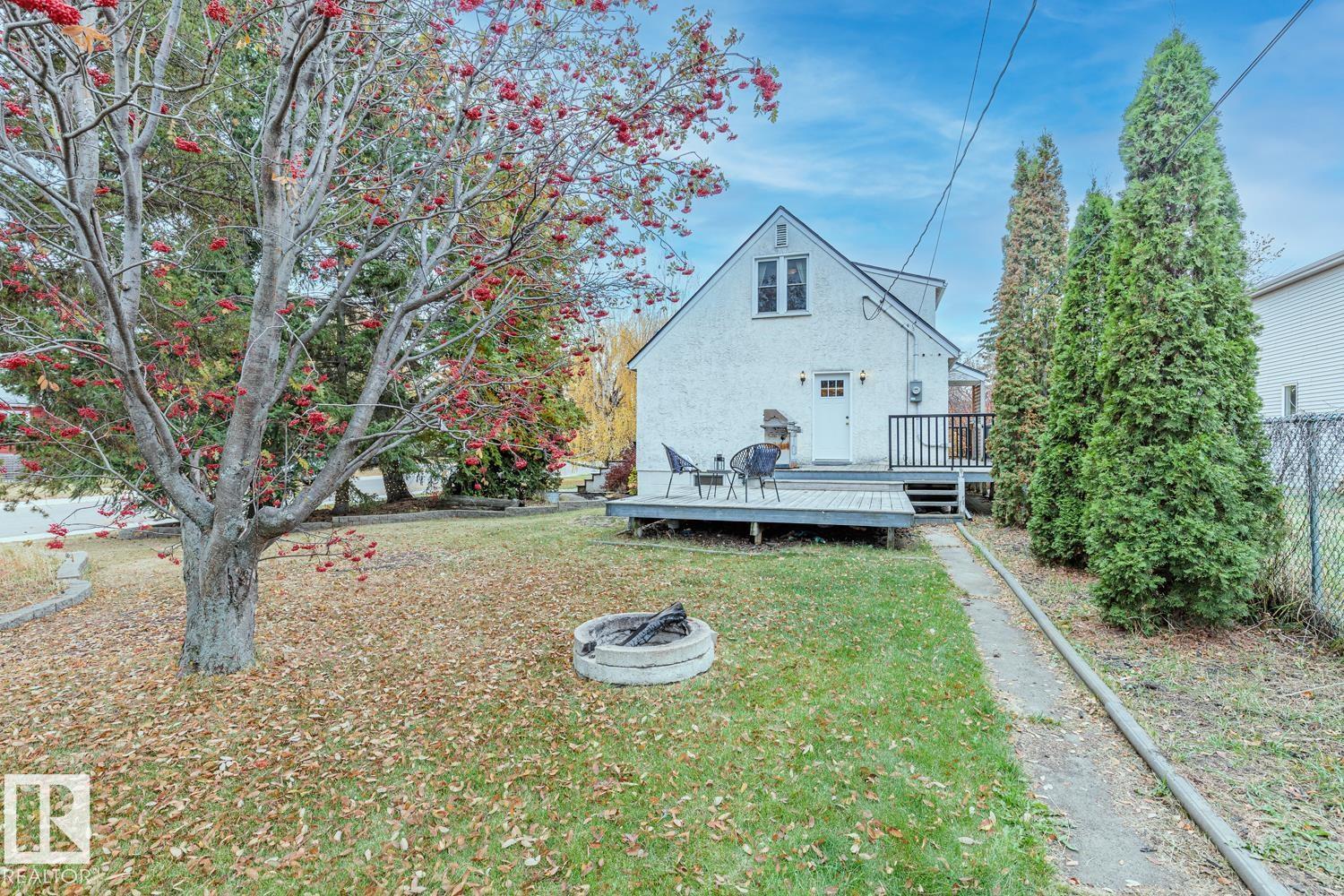 11704 110A AV NW