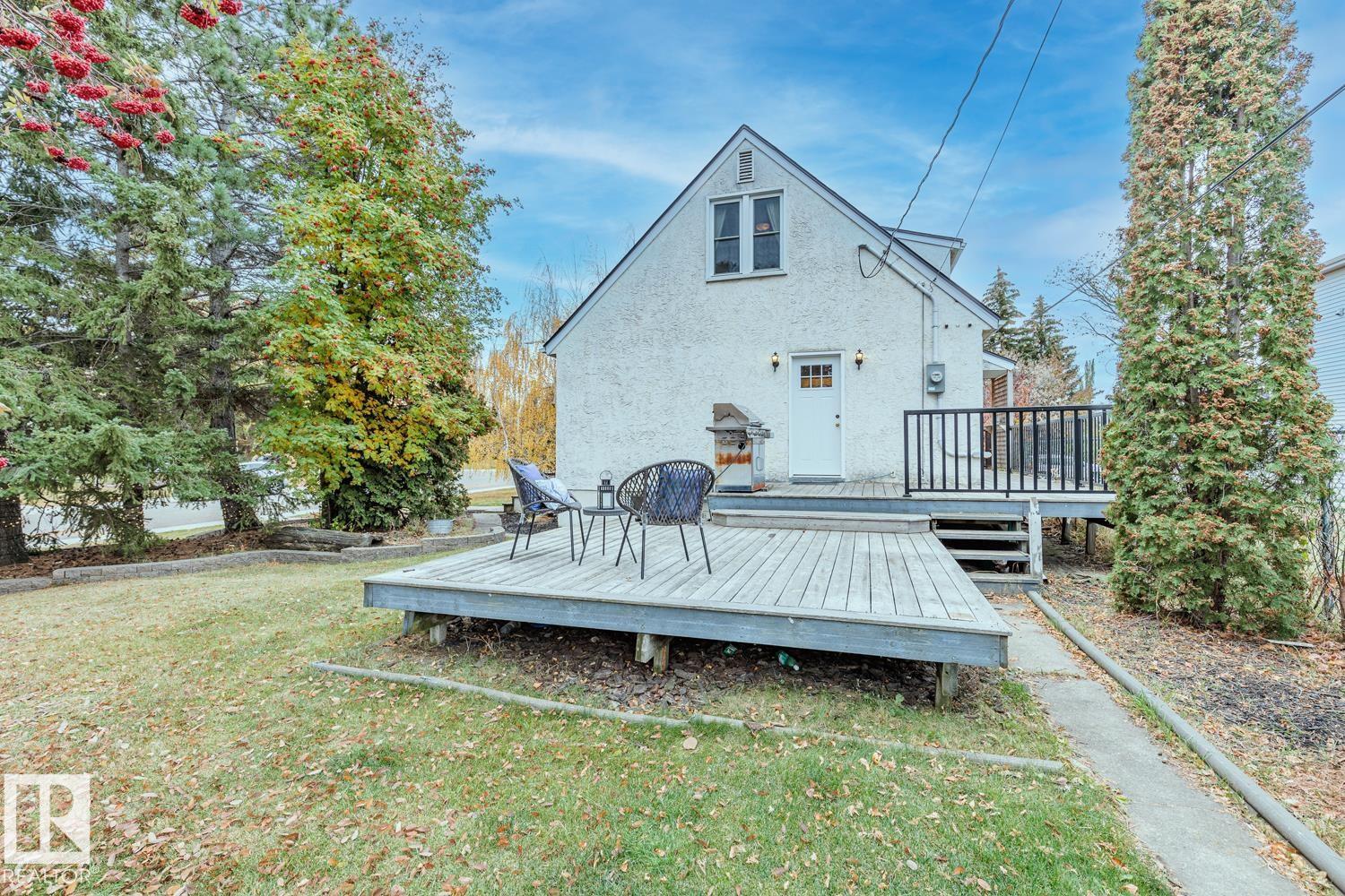 11704 110A AV NW