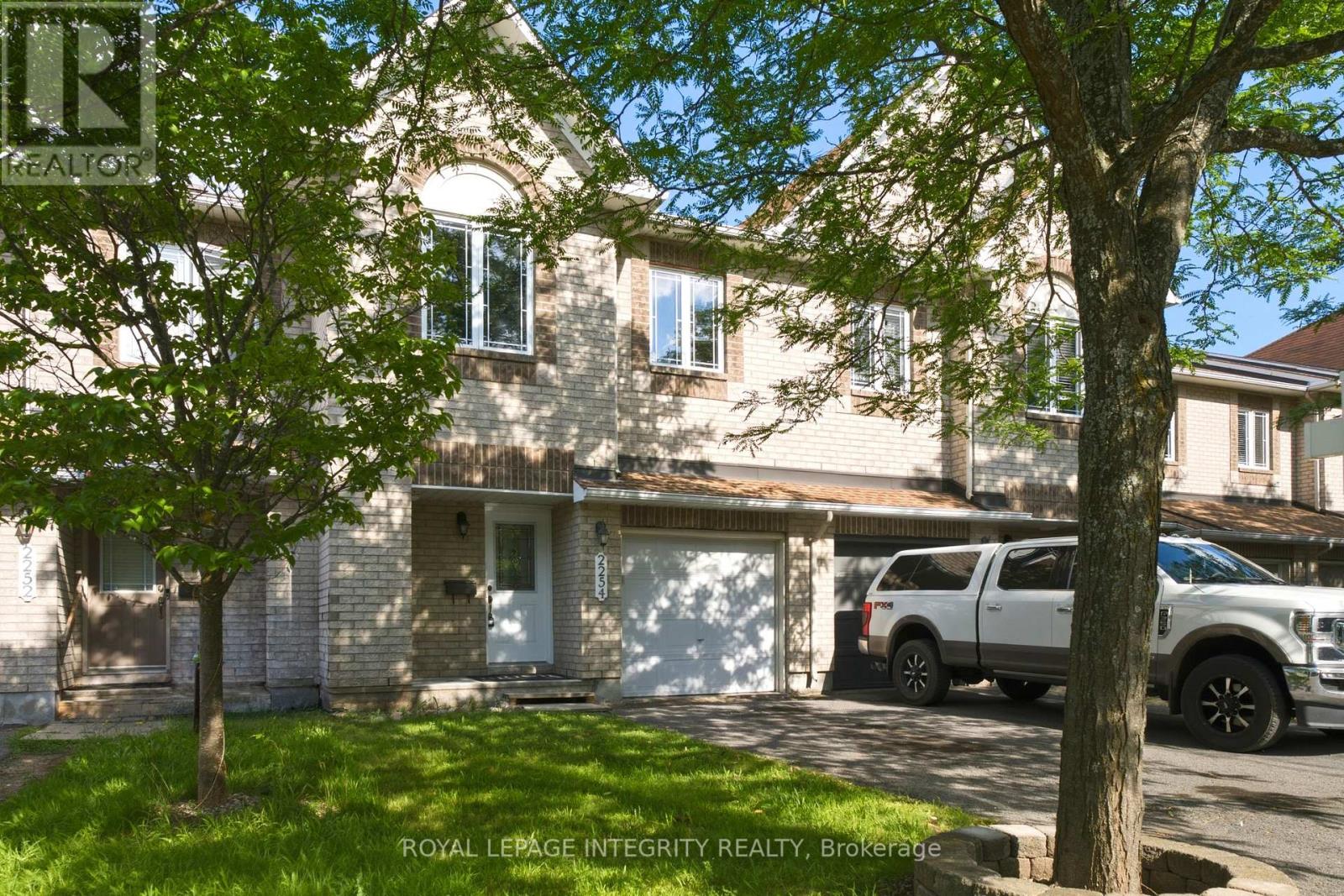 2254 SILVERADO CRESCENT