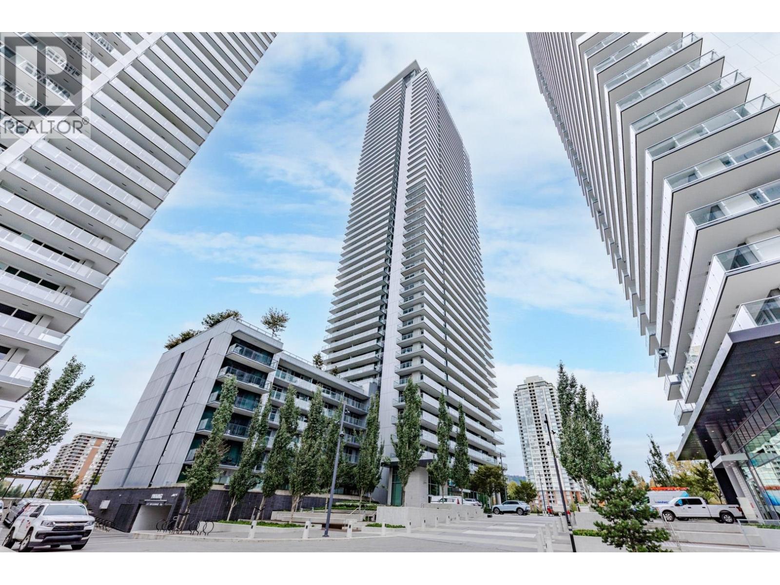 2001 3809 EVERGREEN PLACE