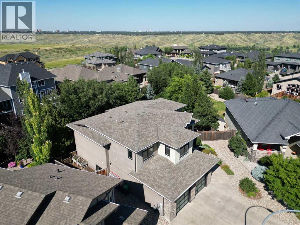 402 Stonecrest Terrace W